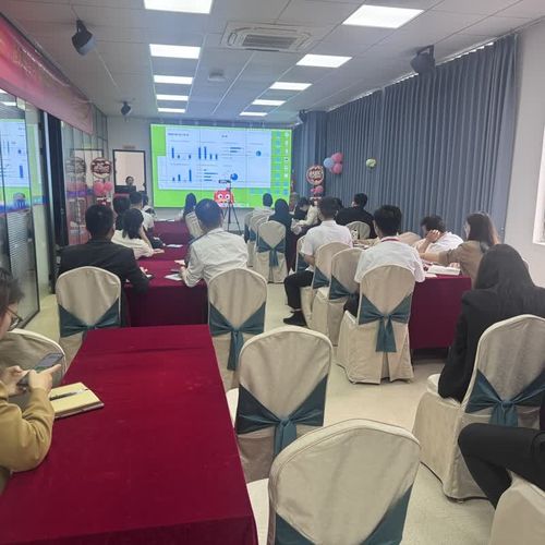 Últimas noticias de la empresa sobre El seminario de capacitación en aplicación de habilidades de IA organizado por Desisen se celebró el 24 de abril, con el tema: Abrazar la IA